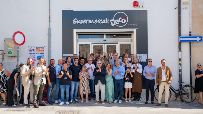 Decò sbarca nel cuore di Favignana: inaugurato il nuovo supermercato firmato Gruppo Arena